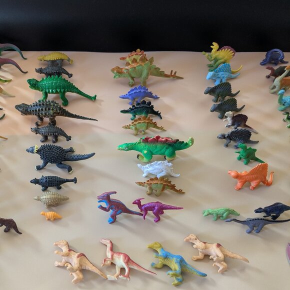 70+ Bundle of Rubber & Plastic Toy Dinosaurs - Picture 6 of 16